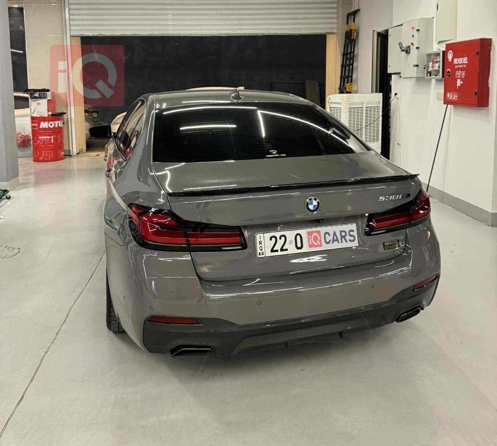 بی ئێم دەبڵیو سیریەس 5